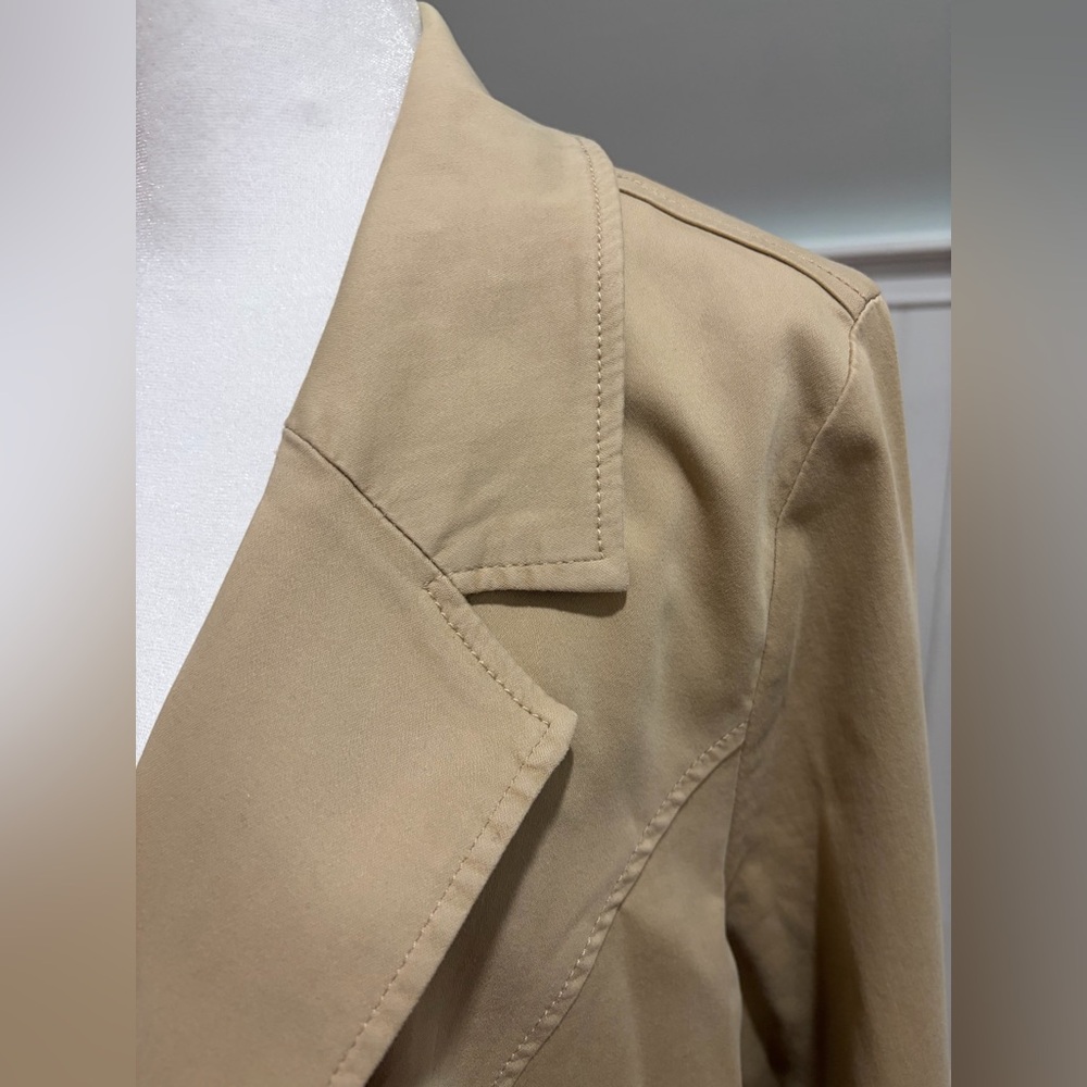Liverpool Fitted Open Front Twill Blazer - Picture 12 of 16